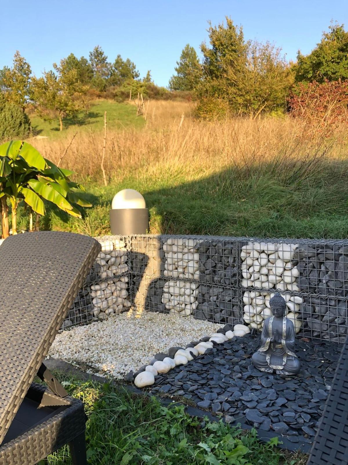 Maison De Vacances Avec Ses Petits Chalets Aouste-sur-Sye Esterno foto